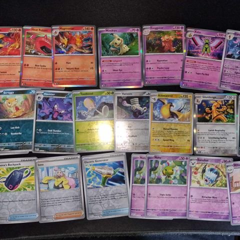 Pokemon kort - Paradox Rift - Holos, reverse rares og reverse holos. 22 stk