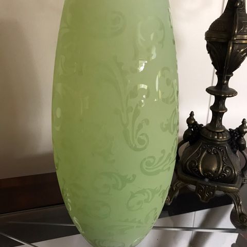Stor  grønn vase