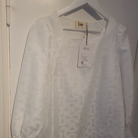 Bluse I Say - nypris 749 kr