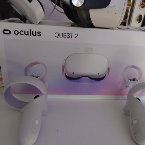 Oculus Quest 2 256gb, med pro headstrap med ekstra batteri