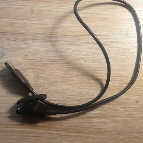 Garmin USB-A lade/datakabel med klemme