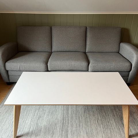 3seter sofa + bord