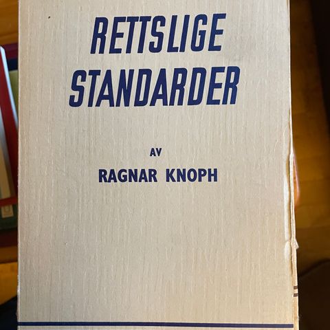 Ragnar Knoph - Rettslige standarder - Heftet - Juridisk