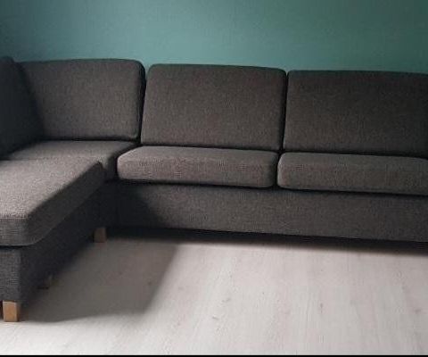 Sort sofa selges🌟

Hentes snarest 🥰