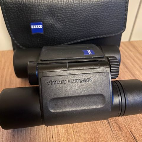 Zeiss Victory Compact 10X25