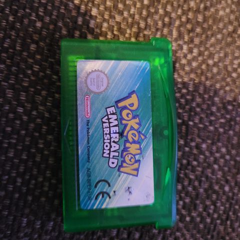 Pokemon Emerald