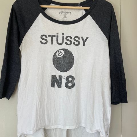 Stüssy / Stussy dametopp med 3/4 ermer, str. S