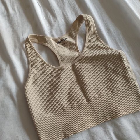 Nude beige sports bh str S/M (God støtte og bra stretch)