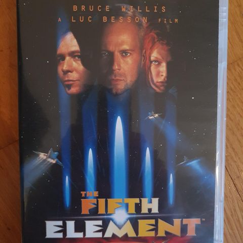 The FIFTH ELEMENT