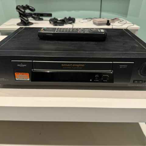Sony SLV-SE 600 VHS spiller med fjernkontroll