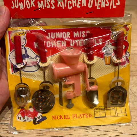 Junior Miss Kitchen utensils
