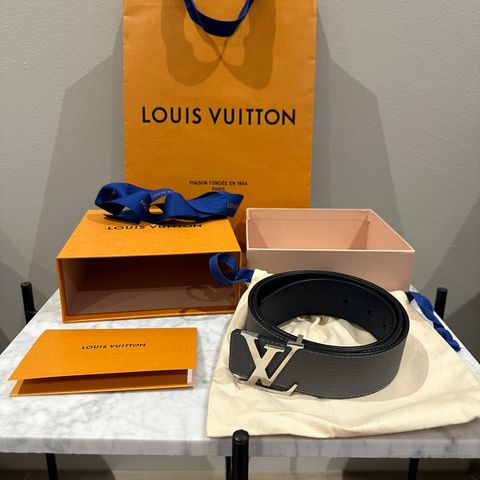 Louis Vuitton belte reversible navy & grey 90 komplett