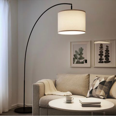 Stilig lampe fra IKEA selges billig!