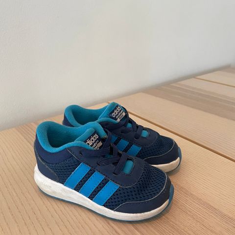 Adidas joggesko baby