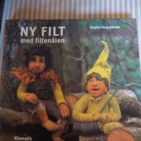 Ny filt med filtenålen