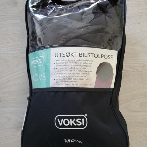 Voksi bilstolpose