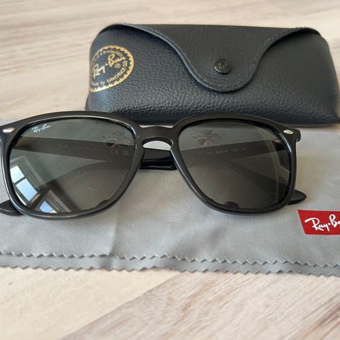 Ray ban solbriller selges!