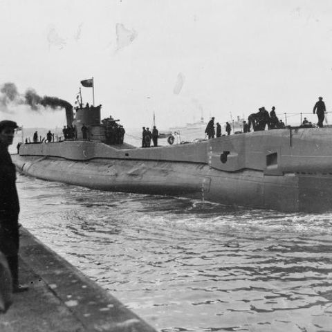 Tegninger: HMS Trident, ubåt