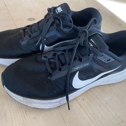 Nike zoom structure - str 42,5