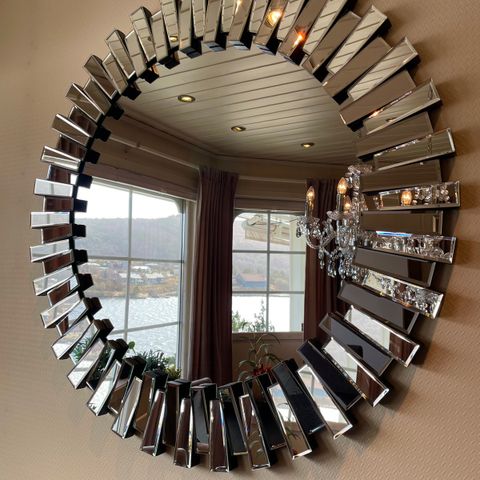Rundt speil   diameter: 105 cm