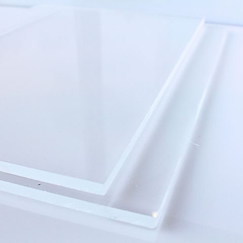 Tykke plexiglass selges 1000x820mm