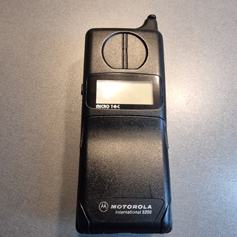 Motorola International 5200