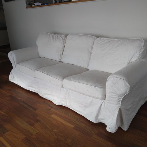 Hvit ektorp sofa