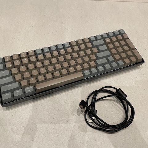 Keychron K4 (96%) White Backlit Keyboard