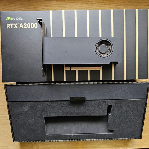 Nvidia RTX A2000 GPU tilsalgs. Med eske og kvittering
