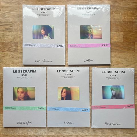 Le Sserafim Eazy Album Compact ver. (uåpnet med pob)