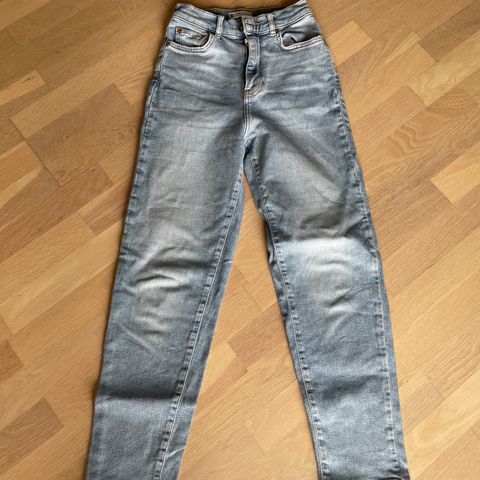 Ubrukt Gina Perfect jeans str 34