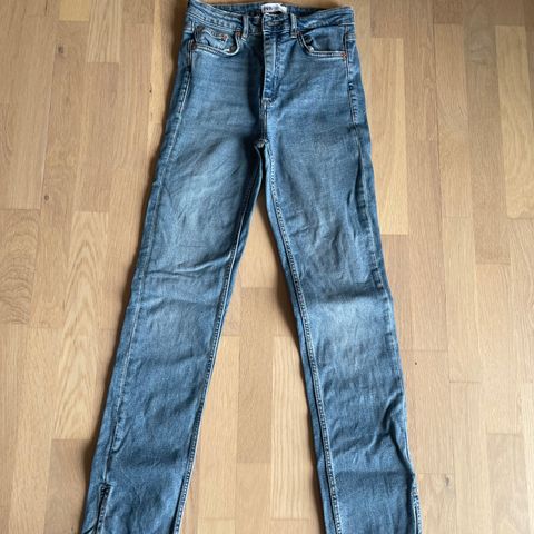 Zara jeans str 36