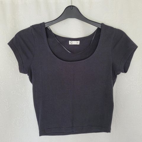 Crop top (XS) Svart.