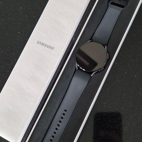 Ubrukt Samsung Galaxy Watch 6
