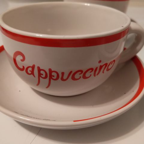 4 Nescafe cappuccino kopper