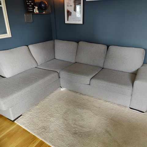 Hjørne sofa med sjeselong fra Eureka