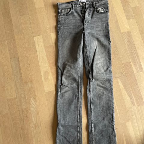 Zara grå jeans str36