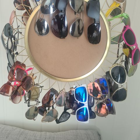 Solbrille samling selges samlet eller hver for seg