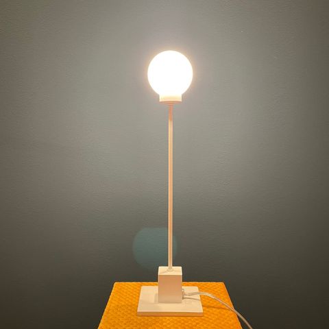Northern Lighting ‘Snowball’ table lamp (bordlamp)