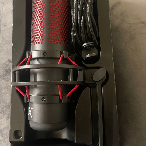mikrofon Quadcast