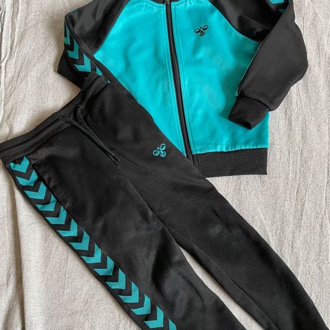 Hummel tracksuit, str. 116