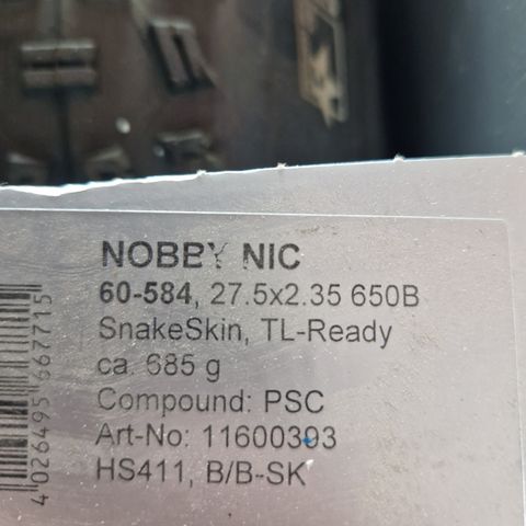 NOBBY NIC 27.5×2.35