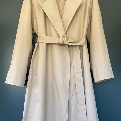 The Curated trenchcoat str L