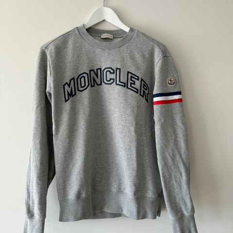Moncler genser