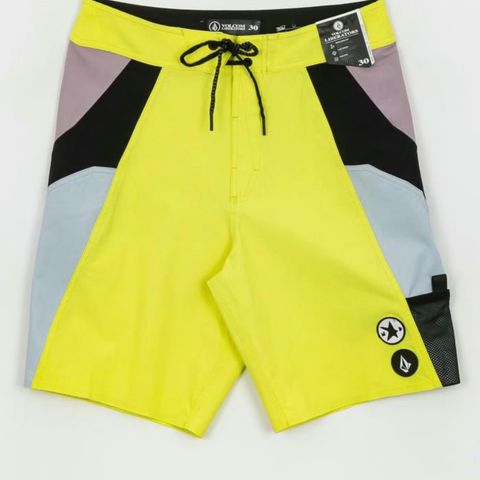 Volcom shorts str 32