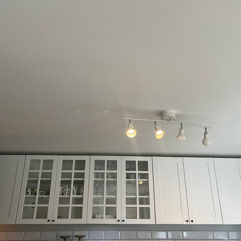 Kjøkkenskap, vegg fra IKEA