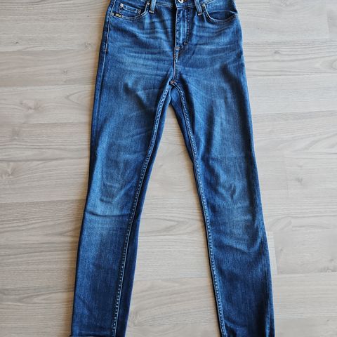 Meget pent og lite brukt Tiger jeans str 25/32