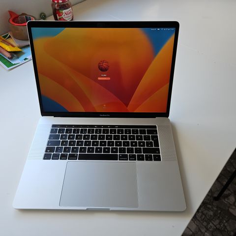 MacBook Pro 2017 Retina 15,4 inch
