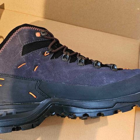 Salewa Alp Mate Winter Mid Waterproof Boots Dark Grey 43