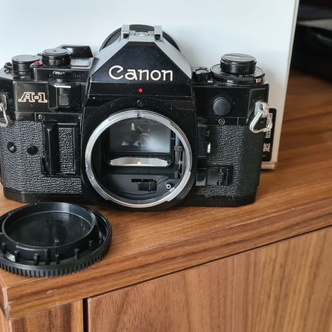Canon A-1/A1 analog kamera